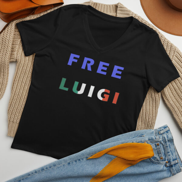 Women’s Relaxed V-neck